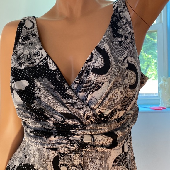 VOIR VOIR BLACK AND WHITE PRINT DRESS PULL OVER WITH HIGH LOW HEM SIZE L - Picture 1 of 8